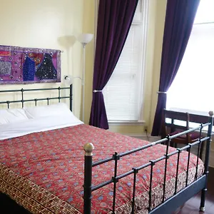 Spadina 11 Guest house Toronto
